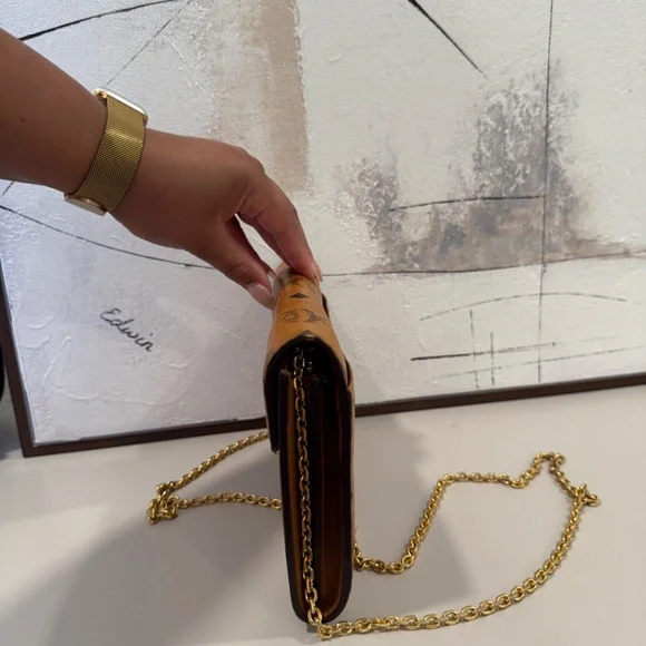 Tracy Crossbody Wallet In Visetos - Picture 2 of 5